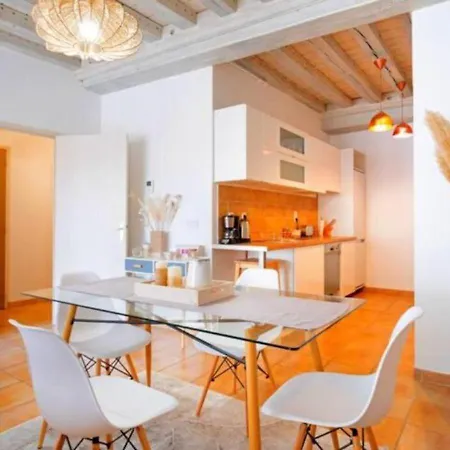 Luxe - Au Charme D'antan - Joyau Caché - Centre-ville - 4 à 6 Pers Appartement *