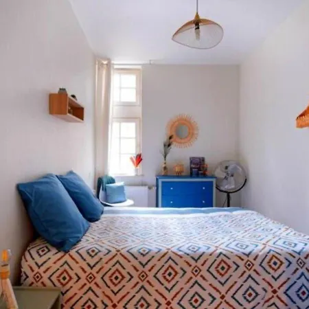Appartement Luxe - Au Charme D'antan - Joyau Caché - Centre-ville - 4 à 6 Pers *
